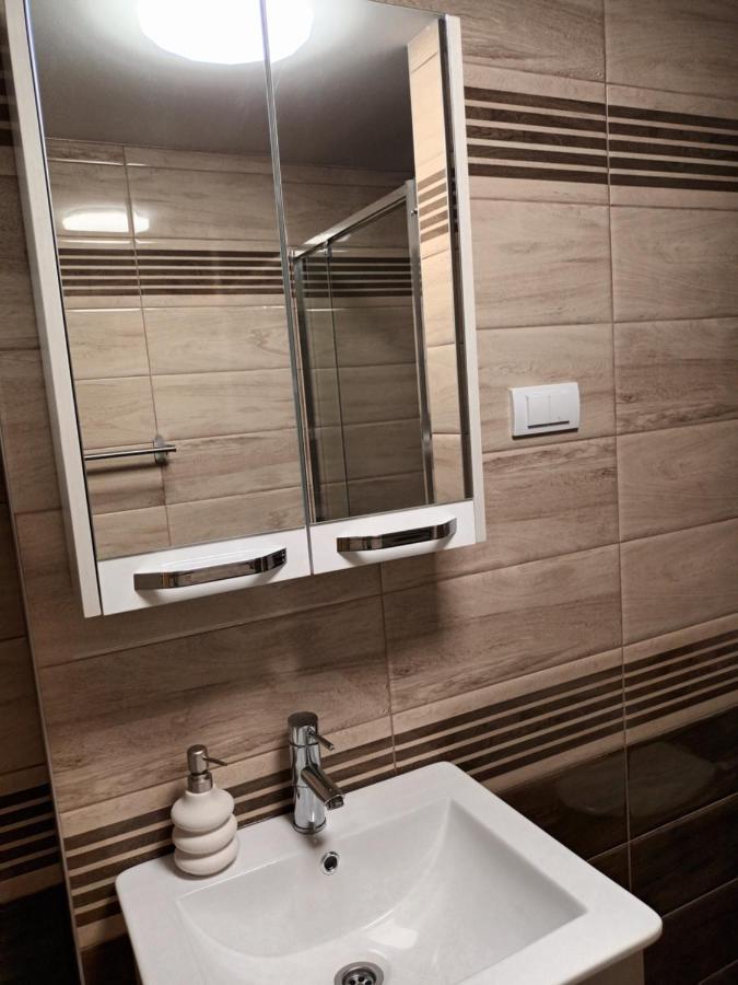 Apartman Marina Sajmiste Exterior photo